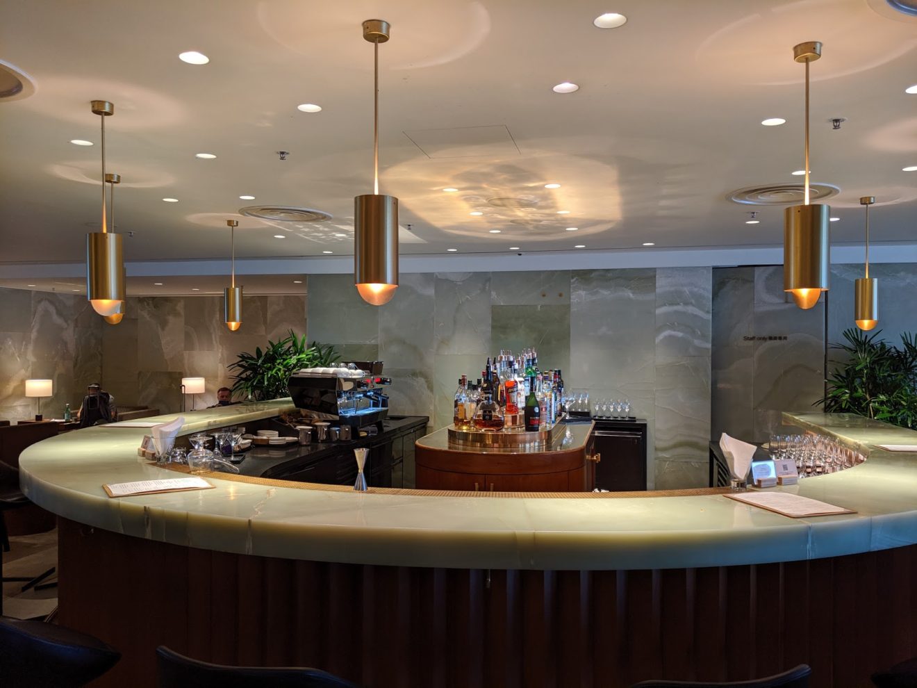 Review: The Pier First Class Lounge
