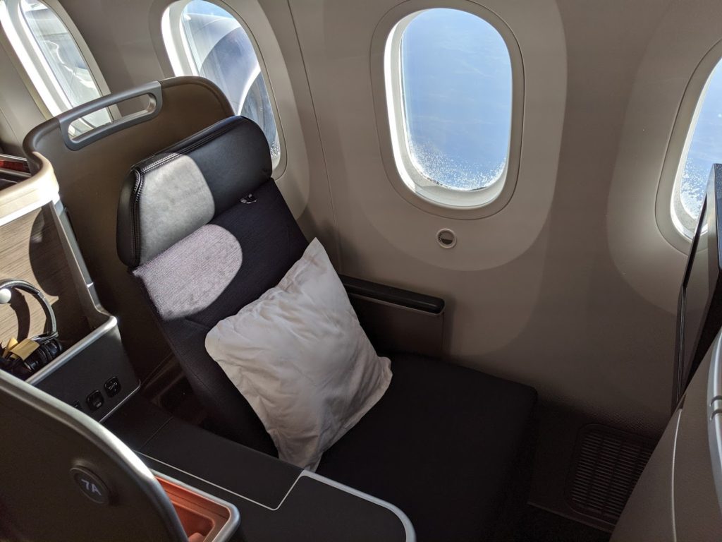 Qantas Business Class Dreamliner 787