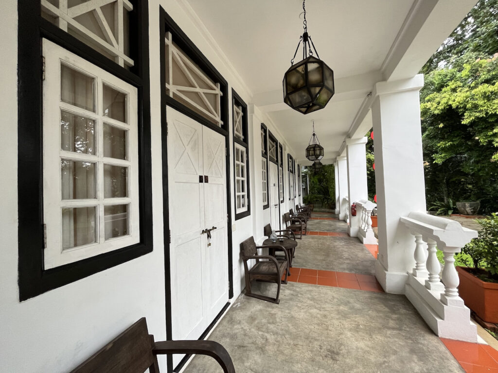 Villa Samadhi Singapore Ground Floor Walkway