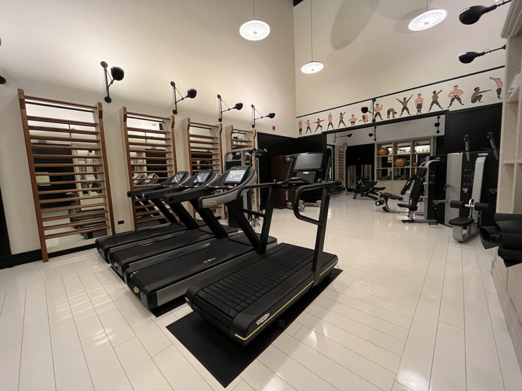 Chicago Athletic Association Hotel Gym