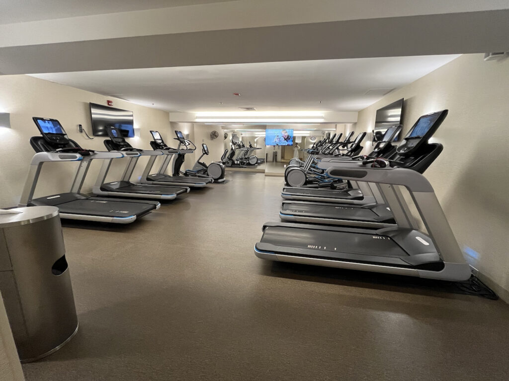 InterContinental Chicago Magnificent Mile Gym