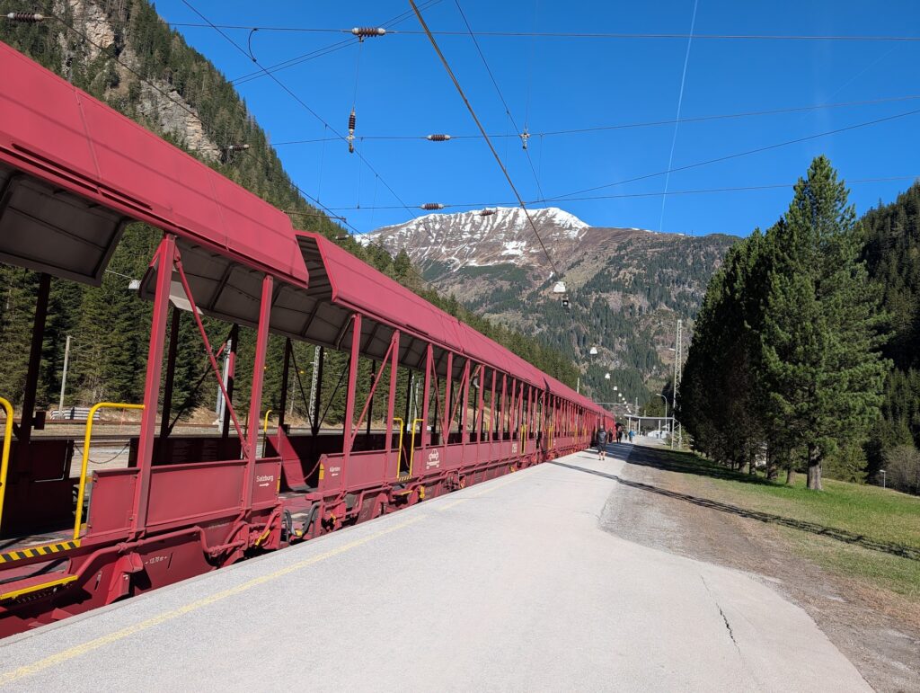 The Tauern Motorail for bikes and cars